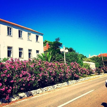 Bed and Breakfast Amarcord Skola Veli Rat Exterior foto